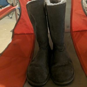 Bearpaw boots